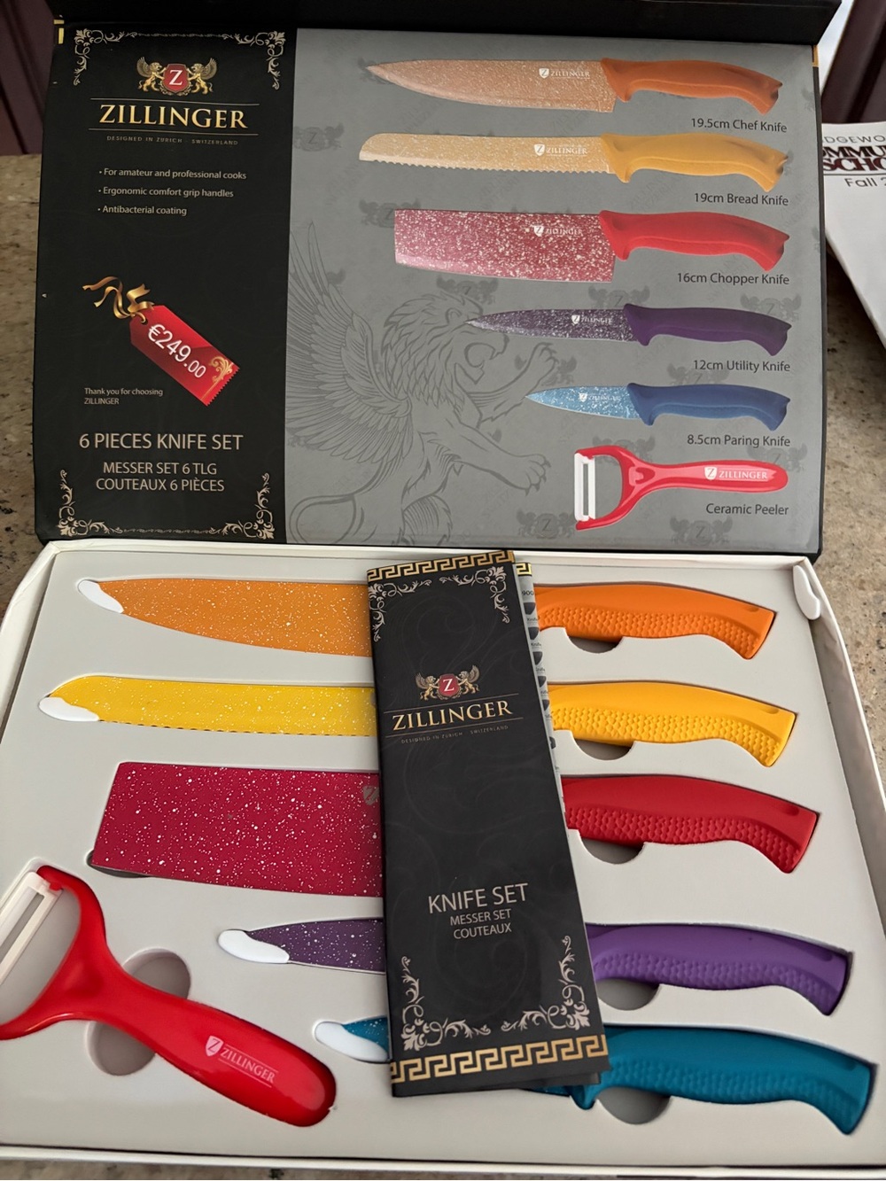 6-Piece Ceramic Knife Set with Peeler - New in a box